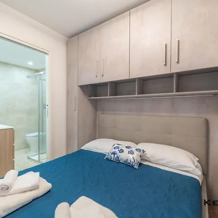 Apartment Smeralda Blue Sky